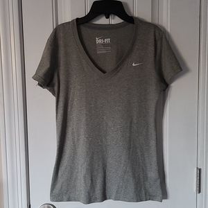 Nike Dri Fit T-shirt